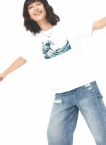 The Great Wave Off Kanagawa Unisex T-Shirt - Image 3